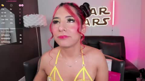 Snapshot of miss___allison chatting on May 2026 11:04:01 AM Allison online show from May 2026 11:04:01 AM