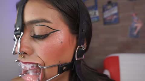 Sabrina online show from April 2026 07:58:01 PM