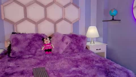 miss__jones_ online show from March 2026 12:39:02 PM