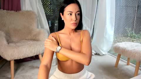 Miss Tanya online show from October 2025 09:10:01 AM