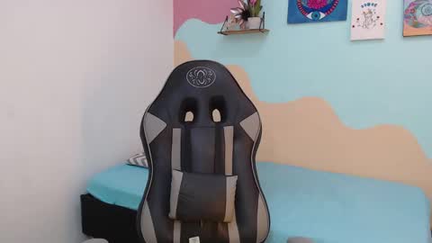 Snapshot of miss_akemi chatting on March 2025 05:00:02 PM Akemi 3 online show from March 2025 05:00:02 PM