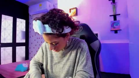 Snapshot of miss_akemi chatting on September 2025 02:11:02 PM Akemi 3 online show from September 2025 02:11:02 PM