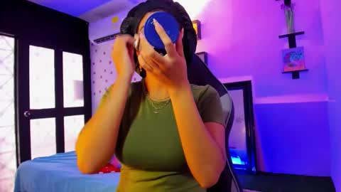 Snapshot of miss_akemi chatting on October 2025 01:09:01 PM Akemi 3 online show from October 2025 01:09:01 PM