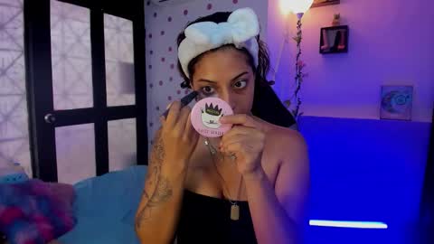 Snapshot of miss_akemi chatting on November 2025 01:06:01 PM Akemi 3 online show from November 2025 01:06:01 PM