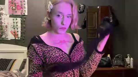 Snapshot of miss_barbie1 chatting on June 2026 10:08:02 PM Anya online show from June 2026 10:08:02 PM