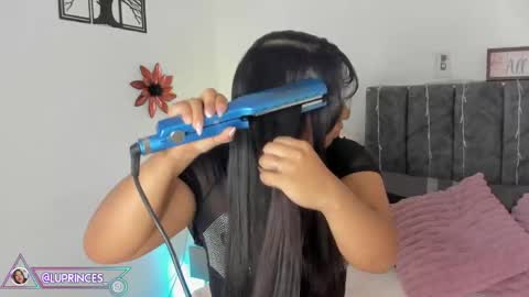 lucy 3 online show from April 2026 07:58:01 PM