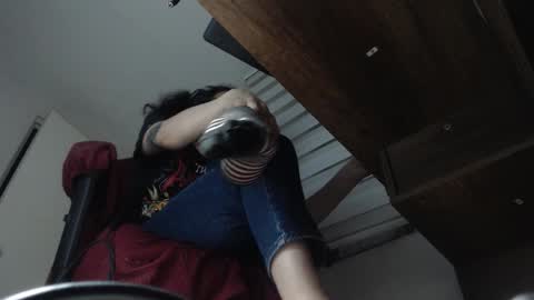 Miss Carmila online show from November 2025 12:00:02 AM