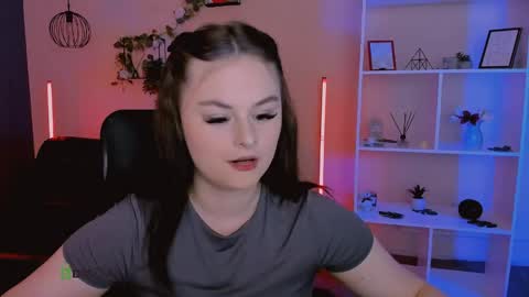 Snapshot of miss_courtney chatting on May 2026 08:53:02 AM miss_courtney online show from May 2026 08:53:02 AM