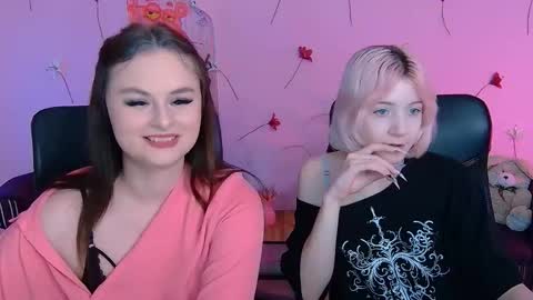 Snapshot of miss_courtney chatting on May 2026 07:48:02 AM miss_courtney online show from May 2026 07:48:02 AM