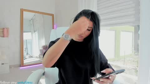 Snapshot of miss_diamond__ chatting on September 2025 07:41:01 AM miss_diamond__ online show from September 2025 07:41:01 AM