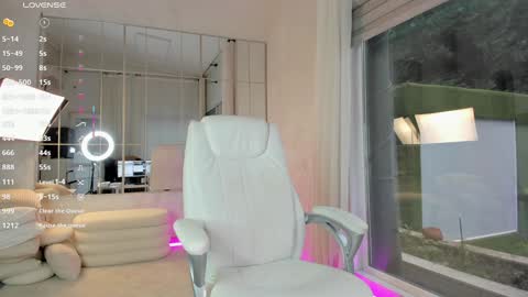 Snapshot of miss_diamond__ chatting on November 2025 08:03:01 AM miss_diamond__ online show from November 2025 08:03:01 AM