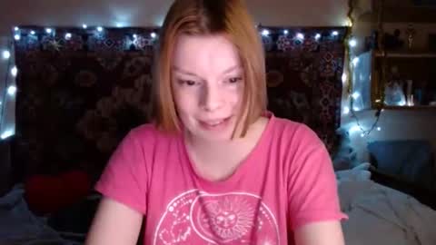 Snapshot of miss_elistia_ chatting on January 2025 03:17:02 PM Elis online show from January 2025 03:17:02 PM