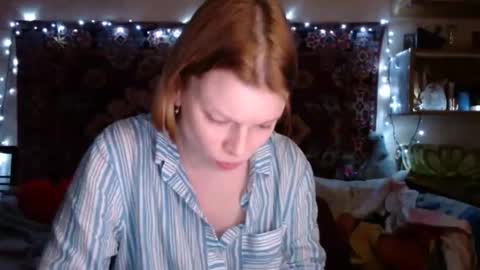 Snapshot of miss_elistia_ chatting on February 2025 03:14:01 PM Elis online show from February 2025 03:14:01 PM