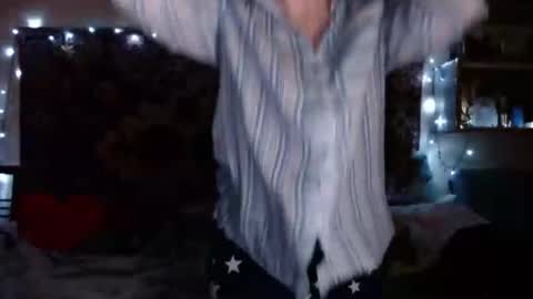 Snapshot of miss_elistia_ chatting on February 2025 03:36:02 PM Elis online show from February 2025 03:36:02 PM