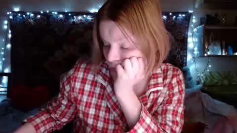 Snapshot of miss_elistia_ chatting on March 2025 06:55:01 PM Elis online show from March 2025 06:55:01 PM