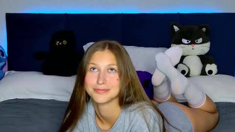 Emily online show from March 2026 07:08:01 PM