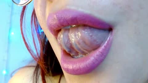 Miss Evoleth online show from January 2025 05:00:02 AM