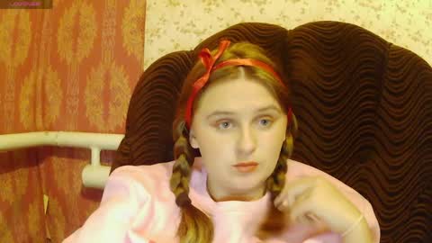 Miss Iriss online show from April 2026 06:27:02 PM