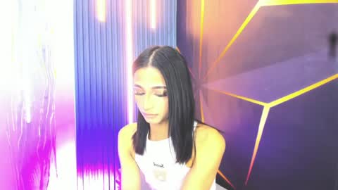 Snapshot of miss_isa19 chatting on May 2026 03:19:02 PM miss_isa19 online show from May 2026 03:19:02 PM