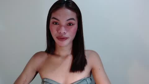 Snapshot of miss_jhes chatting on June 2026 11:49:01 PM Jhes online show from June 2026 11:49:01 PM