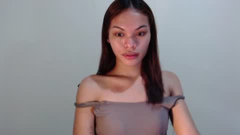 Snapshot of miss_jhes chatting on August 2026 05:06:01 PM Jhes online show from August 2026 05:06:01 PM