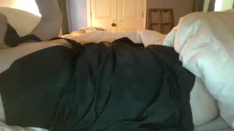 Snapshot of miss_kellyjo chatting on October 2025 08:11:02 PM miss_kellyjo online show from October 2025 08:11:02 PM