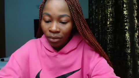 Miss Kiarrafit online show from February 2025 06:13:01 PM