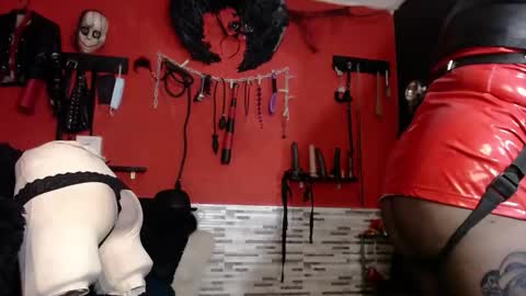 Mistress Miranda online show from March 2026 12:01:01 AM