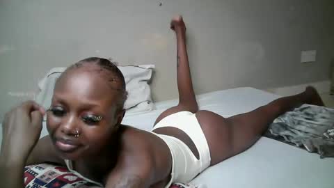 miss_pretty01 online show from April 2026 10:01:02 PM