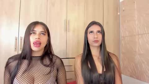 Snapshot of miss_saraxxx chatting on May 2026 03:42:02 PM Angel Sophie Tif online show from May 2026 03:42:02 PM
