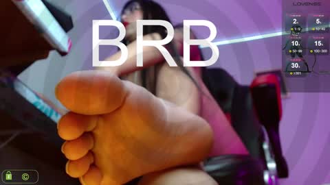 Snapshot of miss_scarllet chatting on January 2025 02:08:02 AM 100 thumbs up online show from January 2025 02:08:02 AM