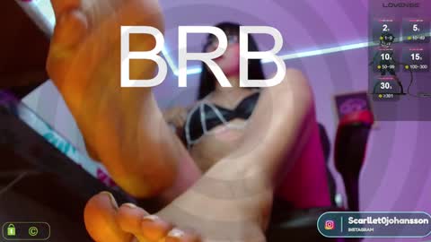 Snapshot of miss_scarllet chatting on January 2025 02:09:01 AM 100 thumbs up online show from January 2025 02:09:01 AM