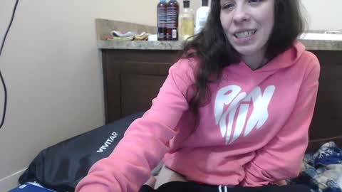 Bella online show from March 2025 05:29:02 PM