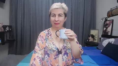 Snapshot of miss_tasha_kom chatting on December 2024 07:14:01 AM miss_tasha_kom online show from December 2024 07:14:01 AM