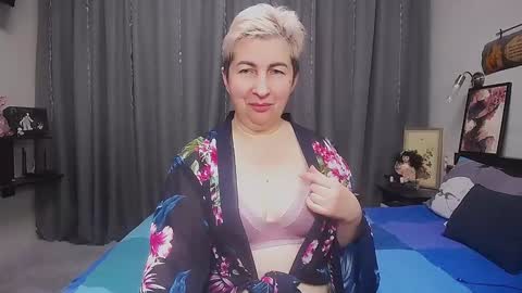 Snapshot of miss_tasha_kom chatting on December 2024 07:06:02 AM miss_tasha_kom online show from December 2024 07:06:02 AM