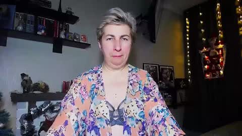 Snapshot of miss_tasha_kom chatting on January 2025 11:43:02 AM miss_tasha_kom online show from January 2025 11:43:02 AM