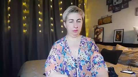 Snapshot of miss_tasha_kom chatting on January 2025 11:56:02 AM miss_tasha_kom online show from January 2025 11:56:02 AM