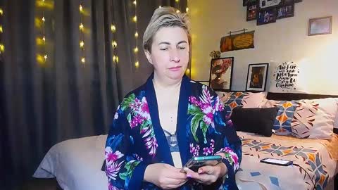 Snapshot of miss_tasha_kom chatting on January 2025 07:50:01 AM miss_tasha_kom online show from January 2025 07:50:01 AM