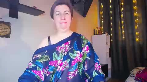 Snapshot of miss_tasha_kom chatting on March 2025 09:51:01 AM miss_tasha_kom online show from March 2025 09:51:01 AM