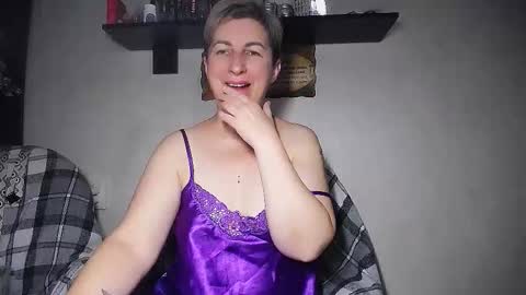 Snapshot of miss_tasha_kom chatting on October 2025 09:12:01 AM miss_tasha_kom online show from October 2025 09:12:01 AM