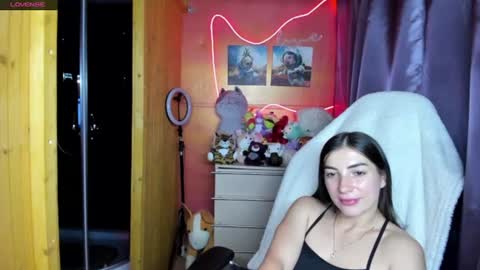 Snapshot of miss_tasy chatting on July 2026 10:39:01 AM Melanie January 15th is my birthday there will be an interesting show online show from July 2026 10:39:01 AM