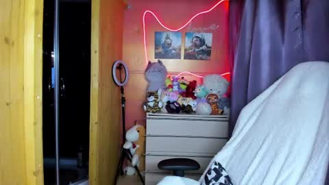 Snapshot of miss_tasy chatting on August 2026 03:27:02 AM Melanie January 15th is my birthday there will be an interesting show online show from August 2026 03:27:02 AM