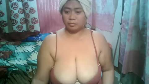 Snapshot of miss_v0lcan0 chatting on February 2025 11:21:02 AM miss v0lcan0 online show from February 2025 11:21:02 AM