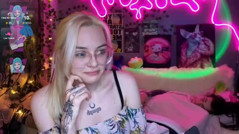 Snapshot of missa__amane chatting on December 2024 05:55:01 PM Misa online show from December 2024 05:55:01 PM