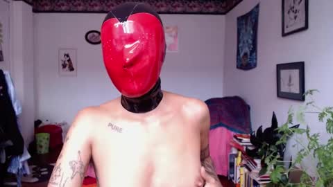 Snapshot of missanarky chatting on February 2025 09:50:02 PM Anarkitten online show from February 2025 09:50:02 PM