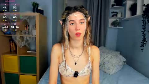 Snapshot of misschaotic_ chatting on November 2025 07:32:01 AM Shelley online show from November 2025 07:32:01 AM