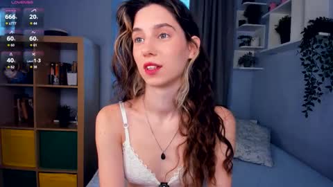 Snapshot of misschaotic_ chatting on December 2025 07:46:02 AM Shelley online show from December 2025 07:46:02 AM