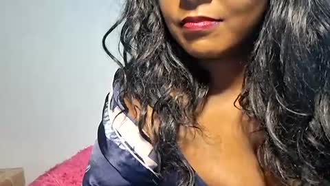 Snapshot of misscleopatravii chatting on August 2026 08:01:01 PM misscleopatravii online show from August 2026 08:01:01 PM
