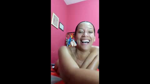 Snapshot of misscruzxz chatting on June 2026 03:29:01 PM Donna di Diamanti online show from June 2026 03:29:01 PM