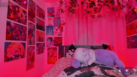 Snapshot of misscurvytop chatting on November 2025 11:52:01 PM Vane online show from November 2025 11:52:01 PM